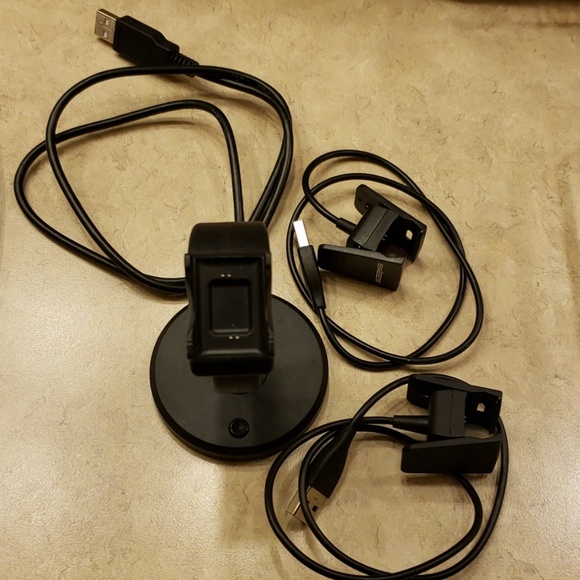 Fitbit Charge 2 Fitness Tracker Bundle Lot With Accessories🏃‍♀️ - Picture 6 of 6